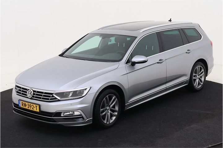 Photo 1 VIN: WVWZZZ3CZJE026964 - VOLKSWAGEN PASSAT 