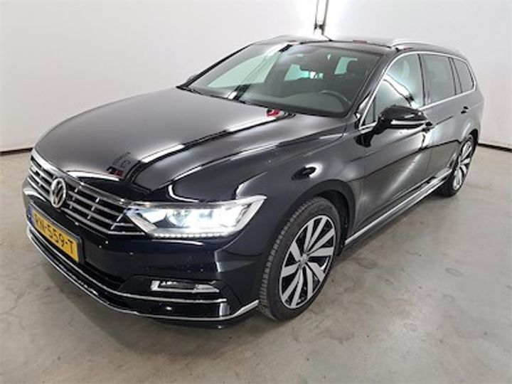 Photo 1 VIN: WVWZZZ3CZJE026973 - VOLKSWAGEN PASSAT 