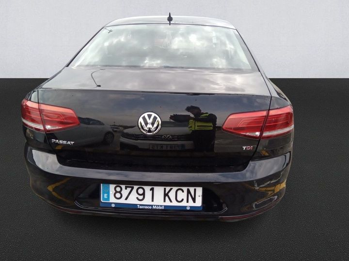 Photo 35 VIN: WVWZZZ3CZJE028639 - VOLKSWAGEN PASSAT 