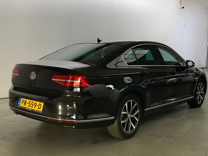 Photo 3 VIN: WVWZZZ3CZJE036957 - VOLKSWAGEN PASSAT 