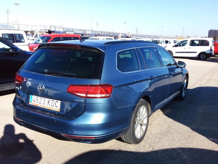 Photo 2 VIN: WVWZZZ3CZJE040681 - VOLKSWAGEN PASSAT 