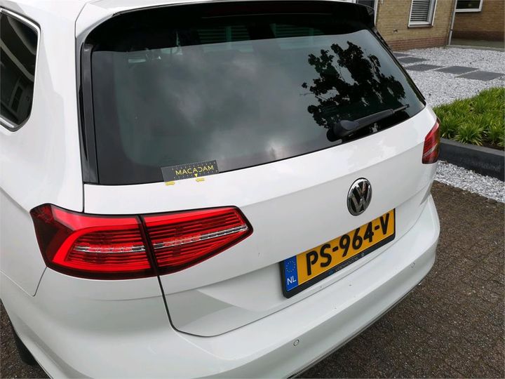 Photo 22 VIN: WVWZZZ3CZJE041742 - VOLKSWAGEN PASSAT 