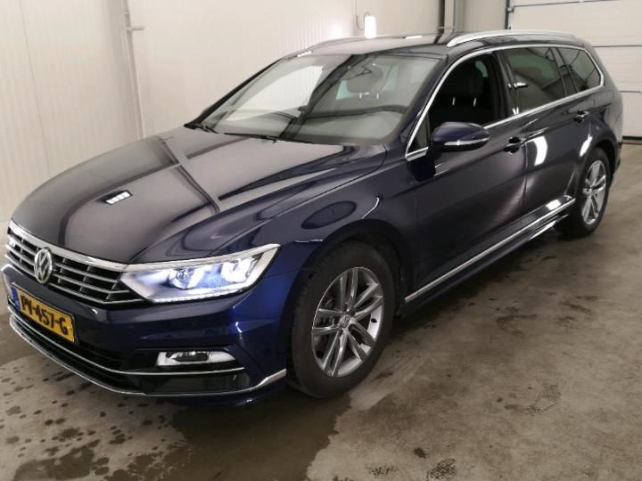 Photo 1 VIN: WVWZZZ3CZJE041843 - VOLKSWAGEN PASSAT 