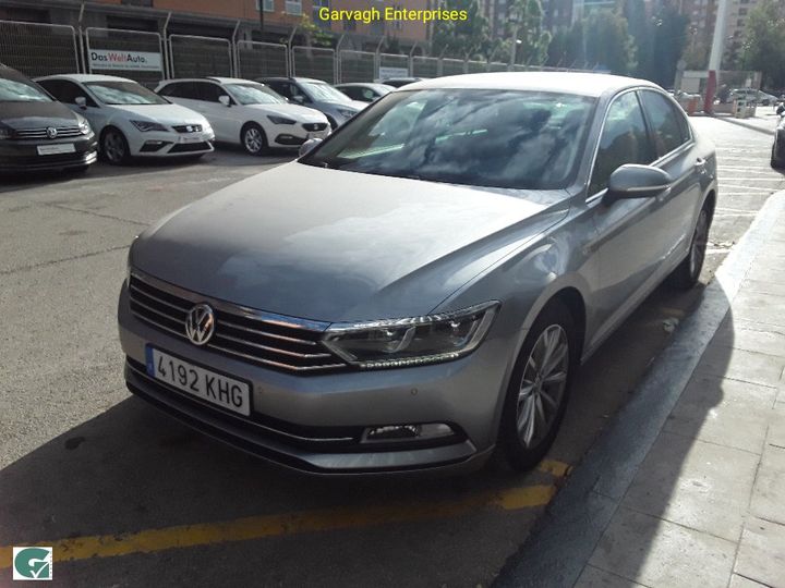 Photo 1 VIN: WVWZZZ3CZJE050766 - VOLKSWAGEN PASSAT 