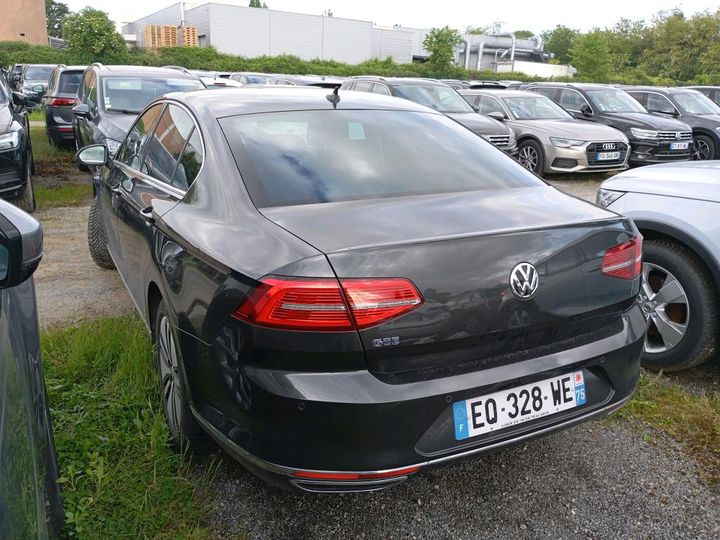 Photo 2 VIN: WVWZZZ3CZJE050919 - VOLKSWAGEN PASSAT 