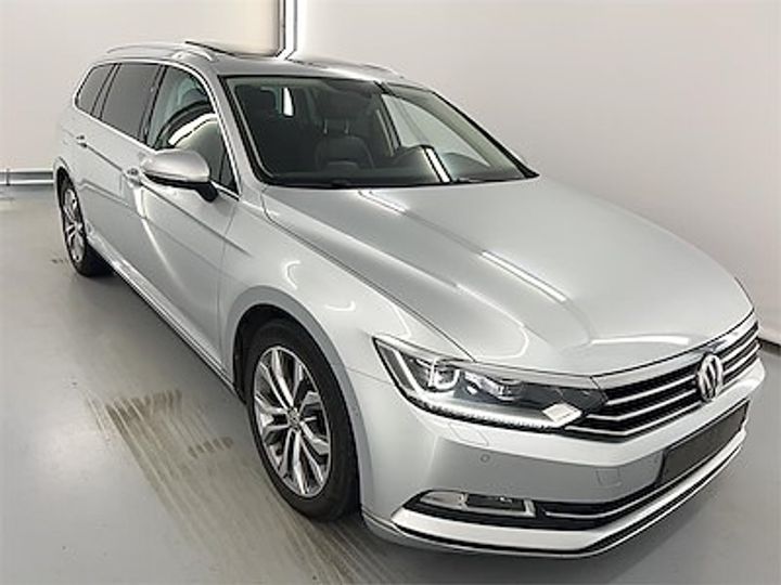 Photo 1 VIN: WVWZZZ3CZJE051585 - VOLKSWAGEN PASSAT 