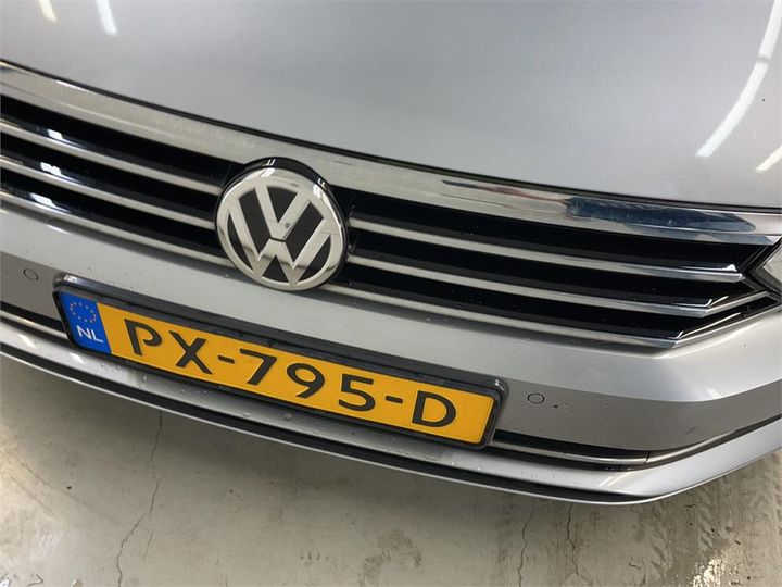 Photo 11 VIN: WVWZZZ3CZJE052638 - VOLKSWAGEN PASSAT 