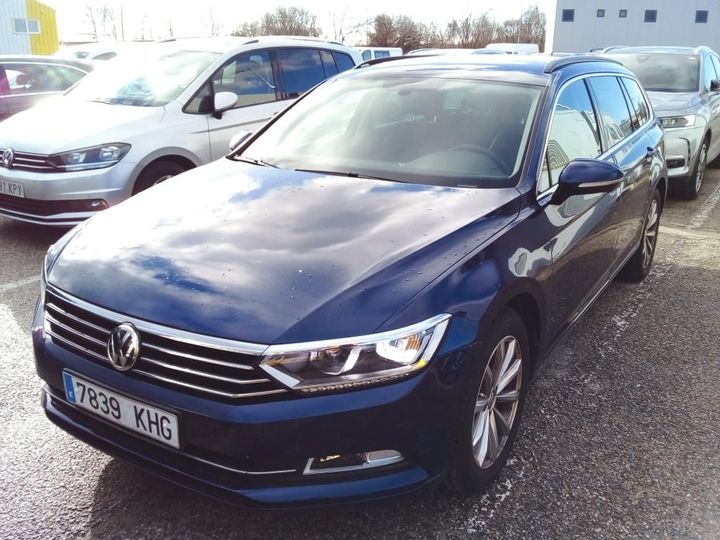 Photo 0 VIN: WVWZZZ3CZJE053421 - VOLKSWAGEN PASSAT 