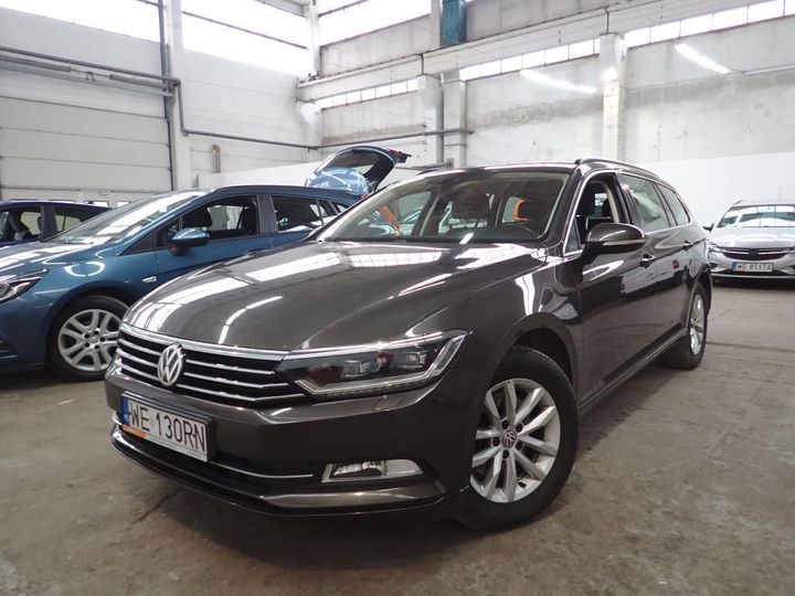 Photo 1 VIN: WVWZZZ3CZJE055561 - VOLKSWAGEN PASSAT 