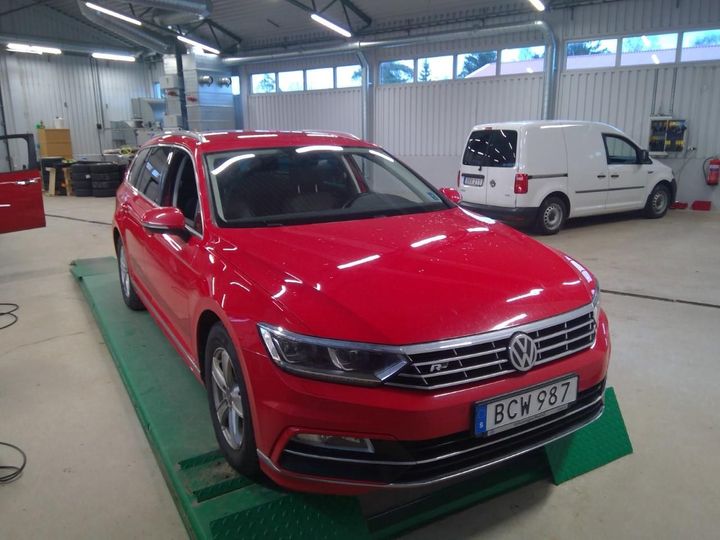 Photo 1 VIN: WVWZZZ3CZJE056773 - VOLKSWAGEN PASSAT 