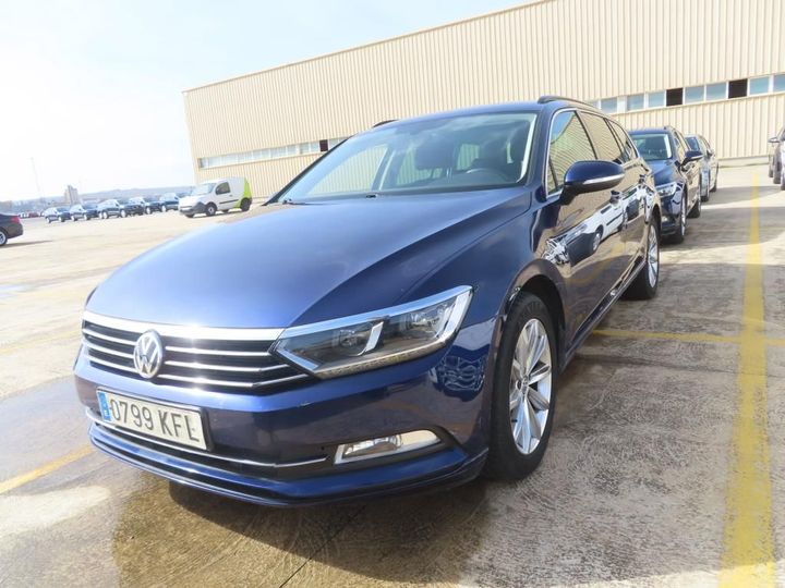 Photo 0 VIN: WVWZZZ3CZJE060729 - VOLKSWAGEN PASSAT 