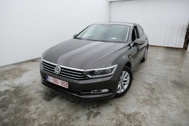 Photo 1 VIN: WVWZZZ3CZJE064451 - VOLKSWAGEN PASSAT 