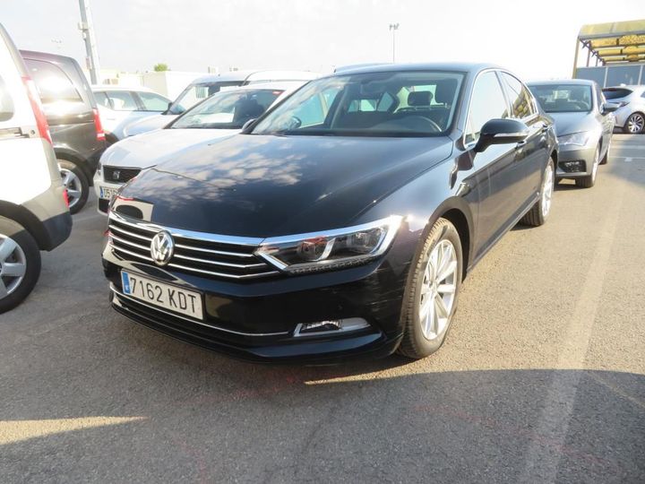 Photo 1 VIN: WVWZZZ3CZJE066541 - VOLKSWAGEN PASSAT 