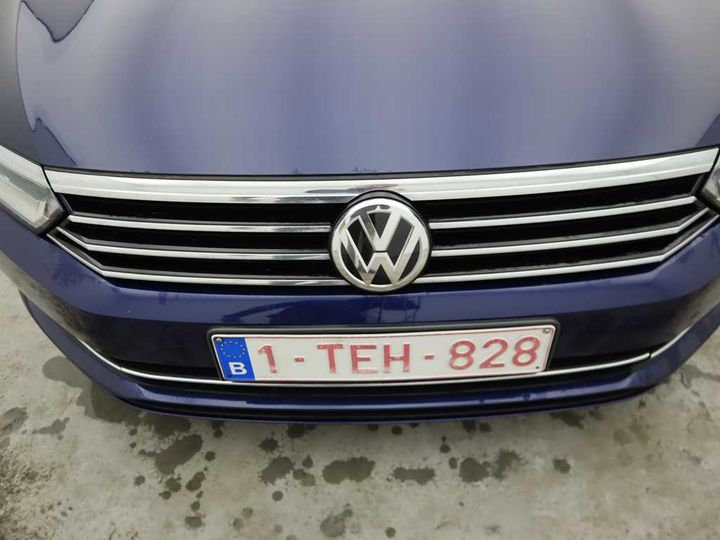 Photo 5 VIN: WVWZZZ3CZJE071189 - VOLKSWAGEN PASSAT 