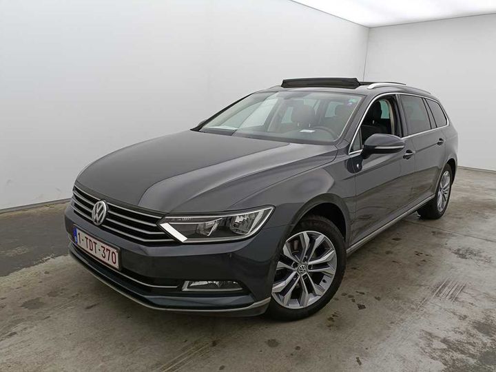 Photo 1 VIN: WVWZZZ3CZJE072274 - VOLKSWAGEN PASSAT 