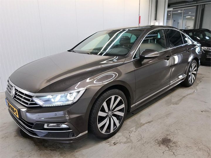 Photo 1 VIN: WVWZZZ3CZJE078892 - VOLKSWAGEN PASSAT 