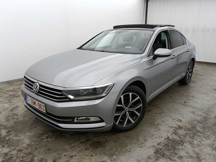 Photo 1 VIN: WVWZZZ3CZJE081727 - VOLKSWAGEN PASSAT 