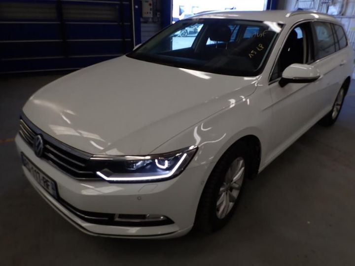 Photo 1 VIN: WVWZZZ3CZJE086774 - VOLKSWAGEN PASSAT 