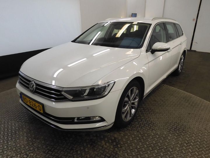 Photo 1 VIN: WVWZZZ3CZJE088421 - VOLKSWAGEN PASSAT 