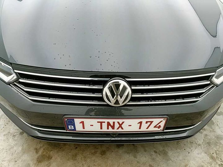 Photo 5 VIN: WVWZZZ3CZJE090376 - VOLKSWAGEN PASSAT 