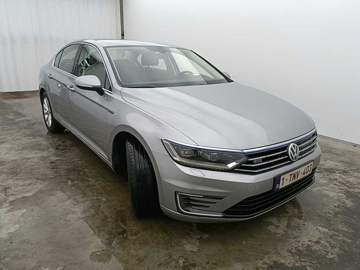 Photo 8 VIN: WVWZZZ3CZJE099093 - VOLKSWAGEN PASSAT 