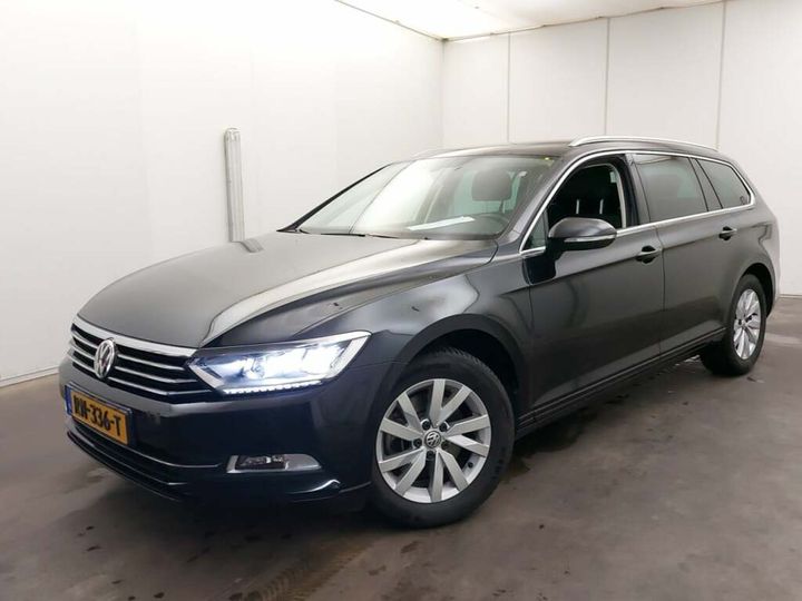 Photo 1 VIN: WVWZZZ3CZJE100891 - VOLKSWAGEN PASSAT 