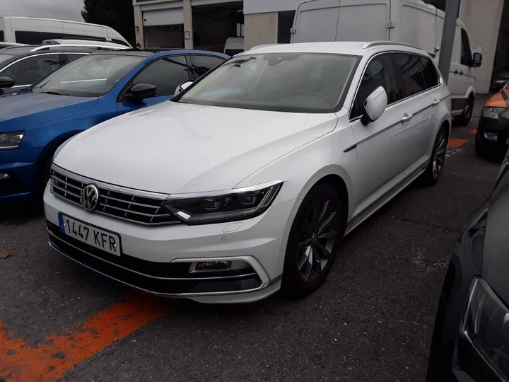 Photo 1 VIN: WVWZZZ3CZJE101378 - VOLKSWAGEN PASSAT 