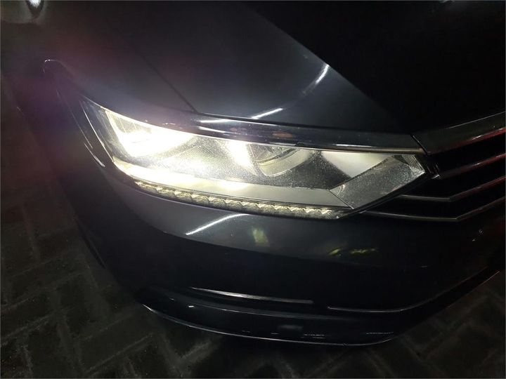 Photo 11 VIN: WVWZZZ3CZJE101827 - VOLKSWAGEN PASSAT 