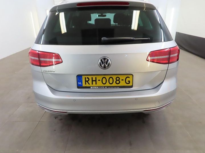 Photo 24 VIN: WVWZZZ3CZJE102024 - VOLKSWAGEN PASSAT 