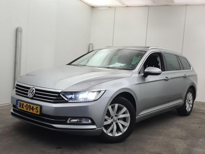 Photo 1 VIN: WVWZZZ3CZJE102055 - VOLKSWAGEN PASSAT 