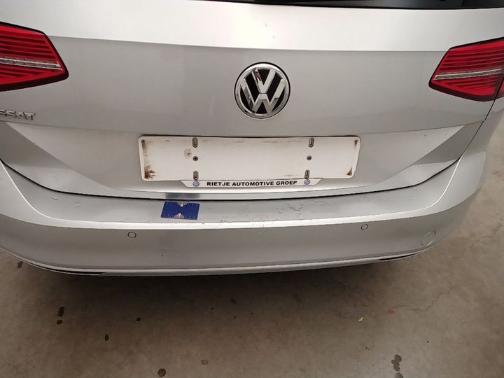 Photo 31 VIN: WVWZZZ3CZJE102677 - VOLKSWAGEN PASSAT 