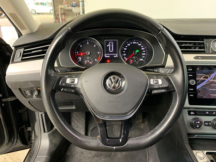 Photo 10 VIN: WVWZZZ3CZJE102860 - VOLKSWAGEN PASSAT 