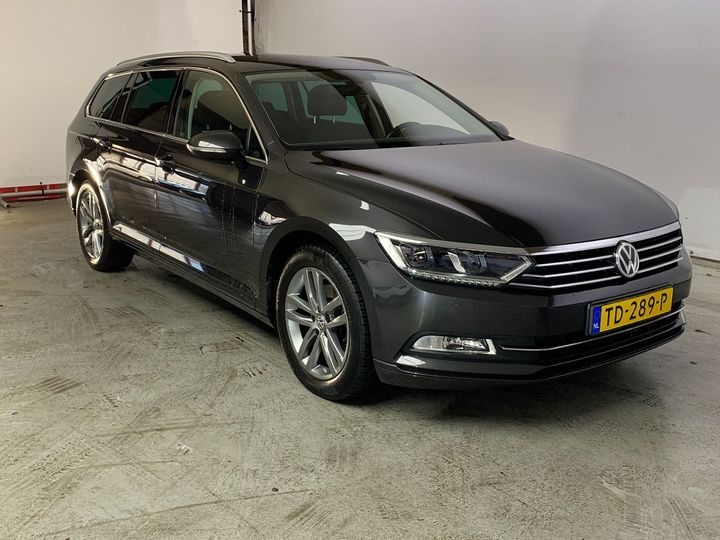 Photo 4 VIN: WVWZZZ3CZJE102860 - VOLKSWAGEN PASSAT 