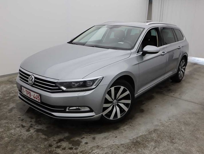 Photo 1 VIN: WVWZZZ3CZJE103189 - VOLKSWAGEN PASSAT 