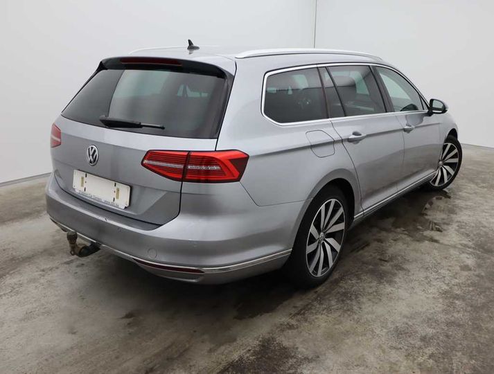 Photo 2 VIN: WVWZZZ3CZJE103189 - VOLKSWAGEN PASSAT 