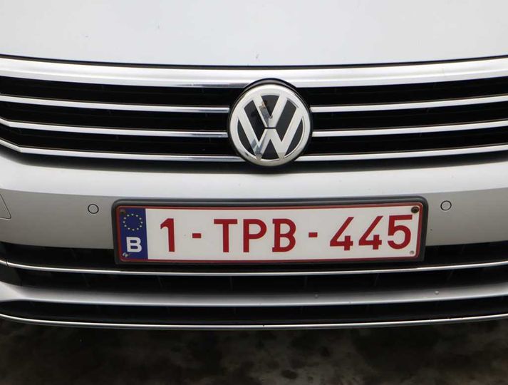 Photo 5 VIN: WVWZZZ3CZJE103189 - VOLKSWAGEN PASSAT 