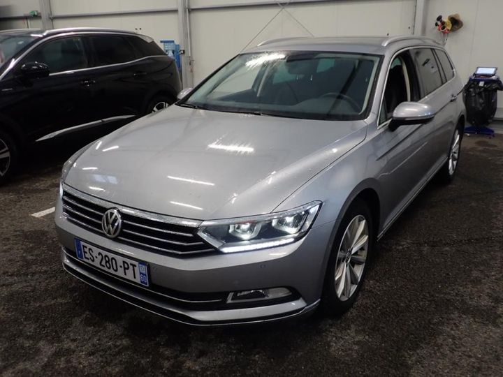 Photo 1 VIN: WVWZZZ3CZJE103449 - VOLKSWAGEN PASSAT 