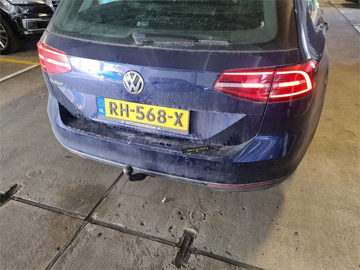 Photo 17 VIN: WVWZZZ3CZJE103554 - VOLKSWAGEN PASSAT 