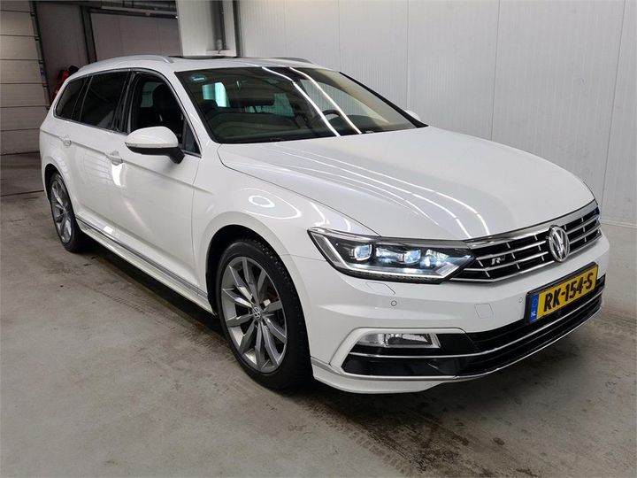 Photo 2 VIN: WVWZZZ3CZJE104605 - VOLKSWAGEN PASSAT 