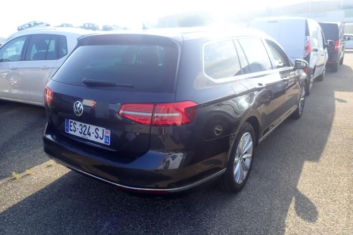 Photo 2 VIN: WVWZZZ3CZJE105149 - VOLKSWAGEN PASSAT 