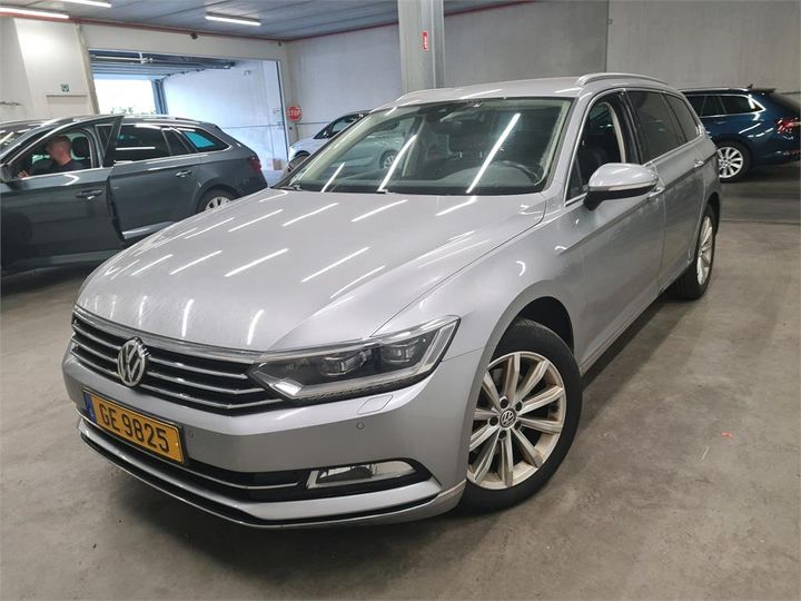 Photo 1 VIN: WVWZZZ3CZJE105546 - VOLKSWAGEN PASSAT 