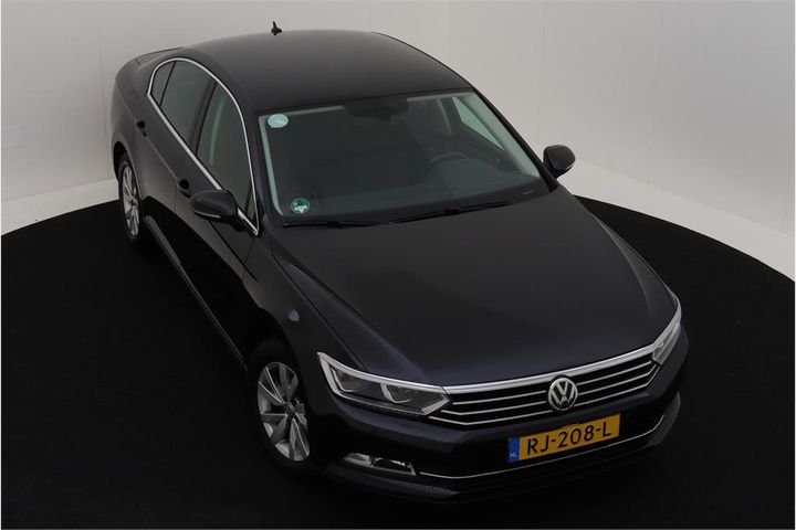 Photo 2 VIN: WVWZZZ3CZJE110168 - VOLKSWAGEN PASSAT 