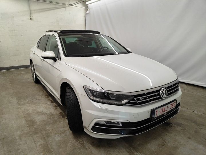 Photo 7 VIN: WVWZZZ3CZJE111845 - VOLKSWAGEN PASSAT 