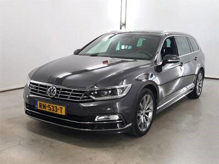 Photo 1 VIN: WVWZZZ3CZJE112250 - VOLKSWAGEN PASSAT 