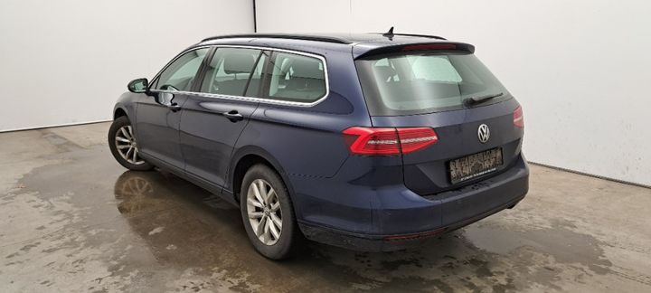 Photo 1 VIN: WVWZZZ3CZJE112807 - VOLKSWAGEN PASSAT 