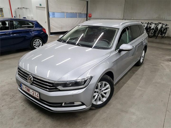 Photo 1 VIN: WVWZZZ3CZJE112897 - VOLKSWAGEN PASSAT 