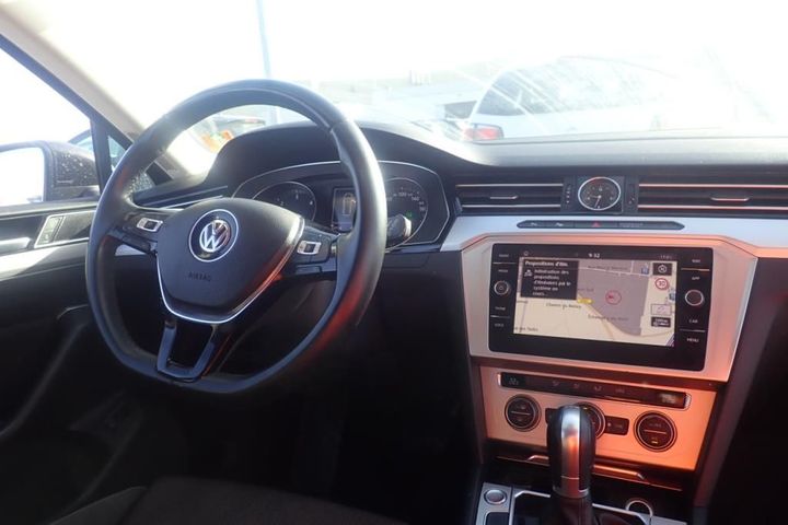 Photo 8 VIN: WVWZZZ3CZJE113292 - VOLKSWAGEN PASSAT 