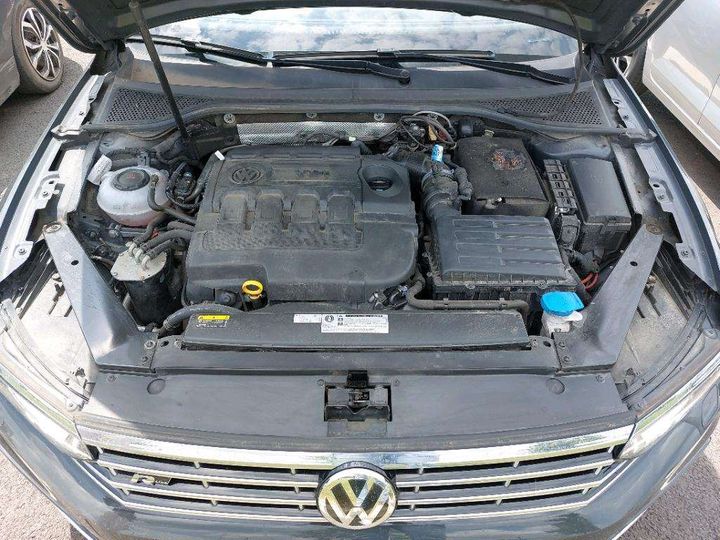 Photo 18 VIN: WVWZZZ3CZJE113915 - VOLKSWAGEN PASSAT 