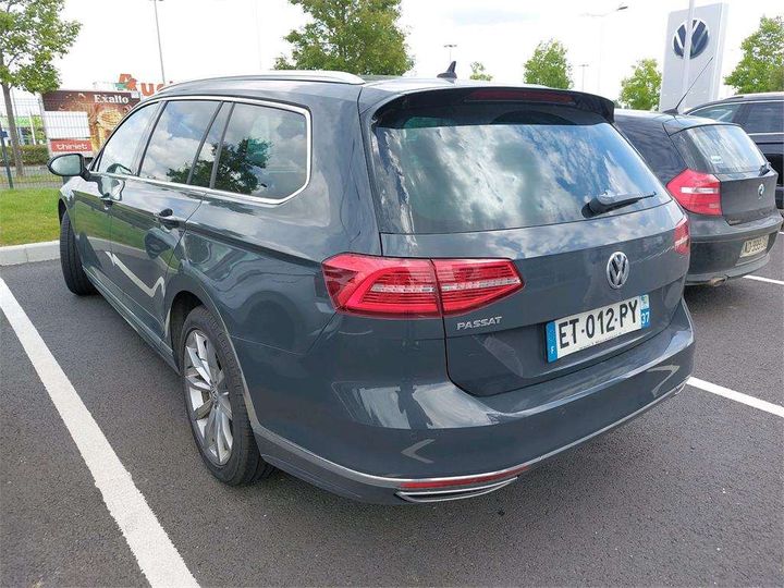 Photo 2 VIN: WVWZZZ3CZJE113915 - VOLKSWAGEN PASSAT 