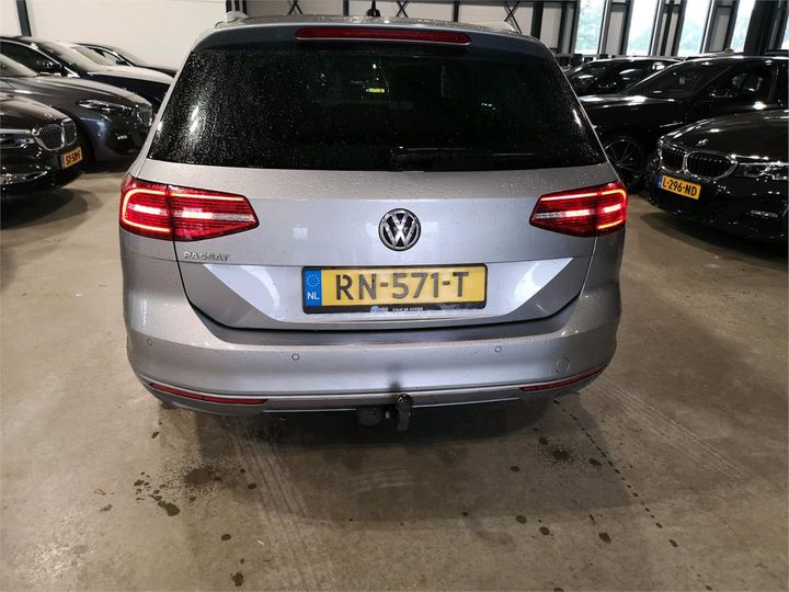 Photo 19 VIN: WVWZZZ3CZJE114052 - VOLKSWAGEN PASSAT 